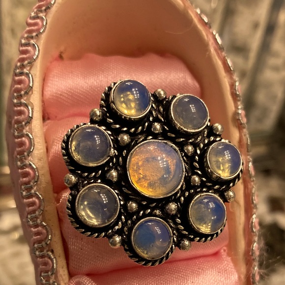 Fire Opal Fashion Ring on Silver Plated Setting - Picture 3 of 8